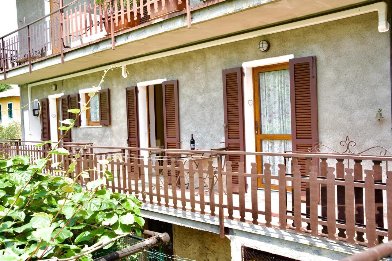 Hotel Diffuso Il Portichetto Vezio Perledo Exterior foto